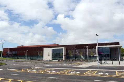 Man dies at leisure centre as police called to the scene - Liverpool Echo