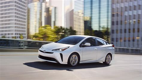 2019 Toyota Prius: Fuel Efficiency at Its Finest | Toyota of Newnan