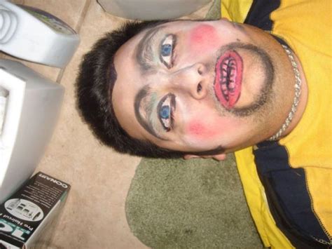 Drunk Dude Is Victim of Creative Prank (2 pics) - Izismile.com