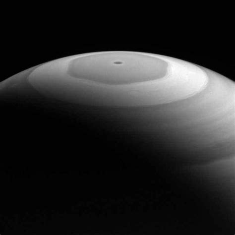 Bizarre hexagon on Saturn shines in NASA photo - CBS News