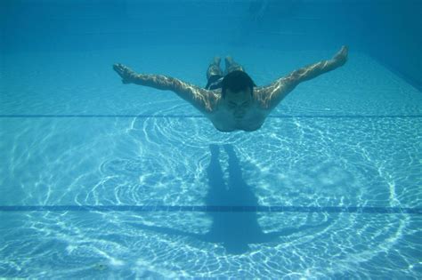 Low Impact Swimming Workouts | AquaMobile Swim School Blog