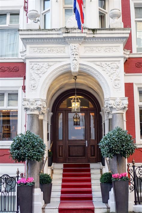 Larry Lakizy Koh: REVIEW: St. James's Hotel and Club – a 5 Star Boutique Hotel in London