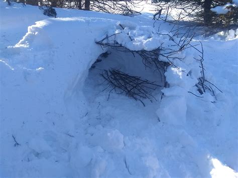 A little snow cave/shelter i made. : r/Bushcraft