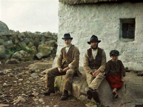 One of the first colour photos in Ireland, 1913 - Woman in traditional ...