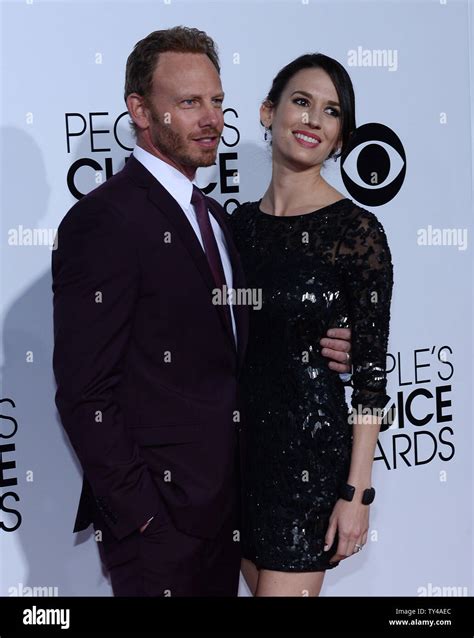 Actor Ian Ziering (L) and Erin Kristine Ludwig attend The 40th Annual People's Choice Awards at ...