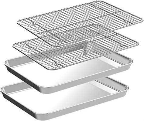 Quarter Sheet Pan RackDuty 1/4 Size Cooling Rack4 elevated rack feet