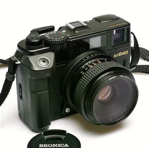 Bronica RF645 Camera and Lens Kit NEAR MINT – Commercial Cameras