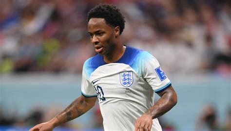 England forward Sterling flies back to England aftrer news of robbery ...