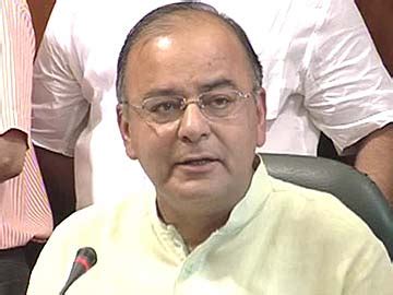 Arun Jaitley Meets State Ministers, Raises Hopes of Early Implementation of GST