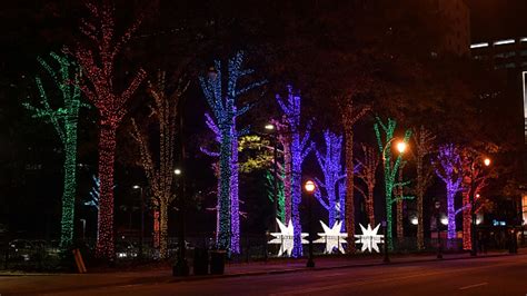 Atlanta Holiday Events 2021: Family events, seasonal skating rinks ...