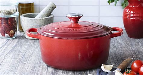 Best Cast-Iron Casserole Pots 2022 | The Strategist