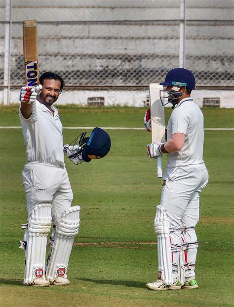 Kedar Jadhav is all smiles to celebrate his century | ESPNcricinfo.com