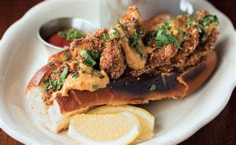 A Crisp Apology: The Peacemaker Fried Oyster Sandwich - Food Republic