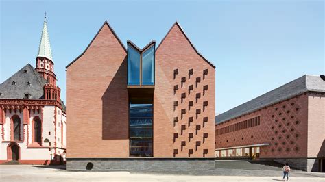 Historical Museum, Frankfurt - Lederer Ragnarsdóttir Oei | Arquitectura Viva