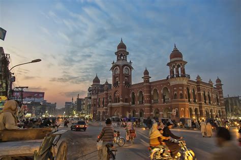 Dive Into the History and Culture In Multan