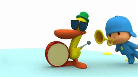 Pocoyo Blowing Trumphet To Pato GIF | GIFDB.com