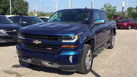 2018 Chevrolet Silverado 1500 LT Z71 Deep Ocean Blue Metallic Roy Nichols Motors Courtice ON ...