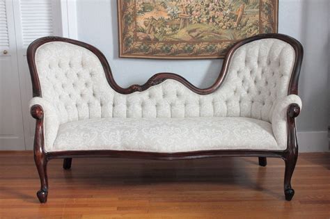 Victorian-Style Sofa | Laurel Crown Furniture