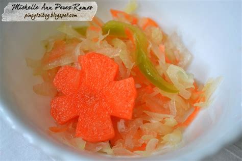 Atsara / Atchara (Pickled Green Papaya) | Filipino appetizers, Appetizer dishes, Tasty dishes