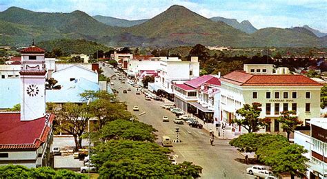 Mutare Zimbabwe Main Street ~ Mutare Zimbabwe Daily Photo