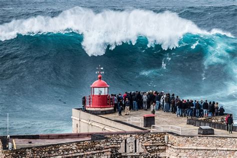 The Monster Waves at Nazare, Portugal | Amusing Planet