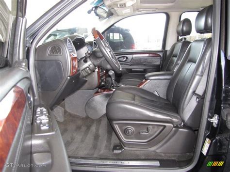 Ebony Interior 2005 GMC Envoy Denali Photo #42740860 | GTCarLot.com