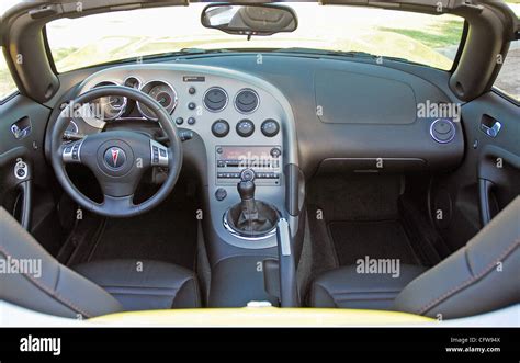 2007 Pontiac Solstice GXP interior Fotografía de stock - Alamy