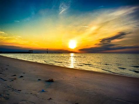 Scenery Images: Images Sunset On The Beach