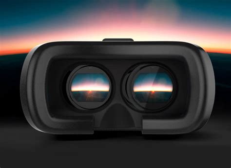 This $27 3D VR headset will work with any iPhone or Android phone