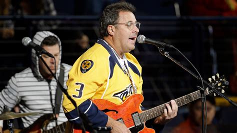 Vince Gill to sing anthem at NHL All-Star Game