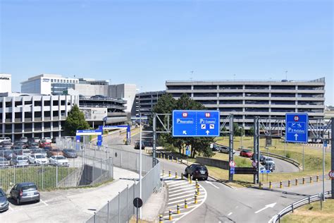 Stressvrij passagiers ophalen en afzetten op Brussels Airport