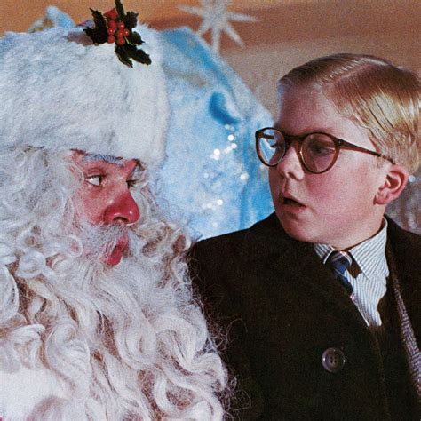 Ralphie is all grown up in the 1st trailer for 'A Christmas Story ...