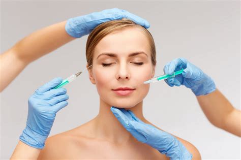 Cosmetic Surgery vs. Plastic Surgery - 2021 Guide - PMCAOnline