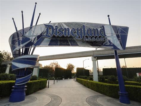 Disneyland Vaccination Site Opens, Othena Registration Struggles ...