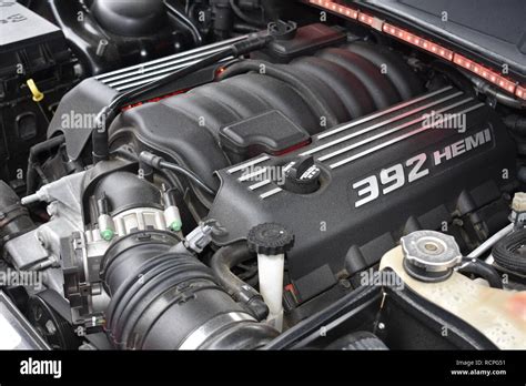 A 392 Hemi Engine Stock Photo - Alamy