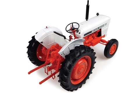 DAVID BROWN 995 TRACTOR | Collector Models