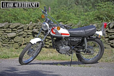 1980 Yamaha DT 175 MX - Moto.ZombDrive.COM