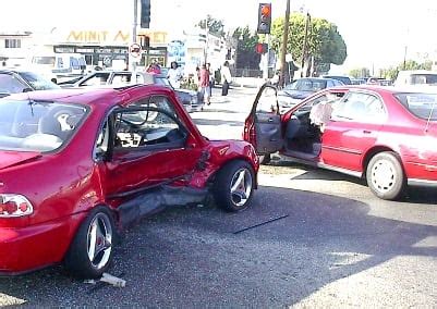 Car Accident at Red Light | Law Office Of Marc Atas & Associates