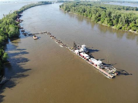 GLDD Emergency Response Efforts: Missouri River Levee Breach | Dredging ...