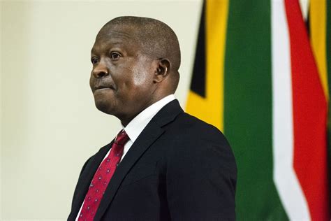 South African Deputy President Mabuza Quits Ahead of Cabinet Reshuffle ...