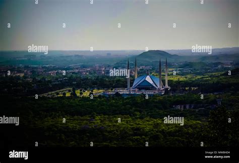 Aerial panorama view to Faisal Mosque in Islamabad, Pakistan Stock Photo - Alamy