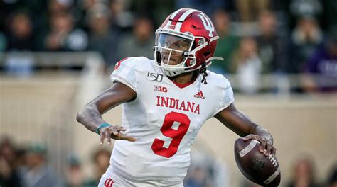 Michael Penix Jr injury update: Indiana QB tears ACL, to miss rest of season - Sports Illustrated