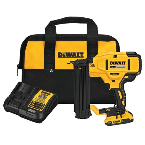 DEWALT 20V MAX XR Lithium-Ion 18-Gauge Electric Cordless Brad Nailer Kit DCN680D1 - Sansujyuku