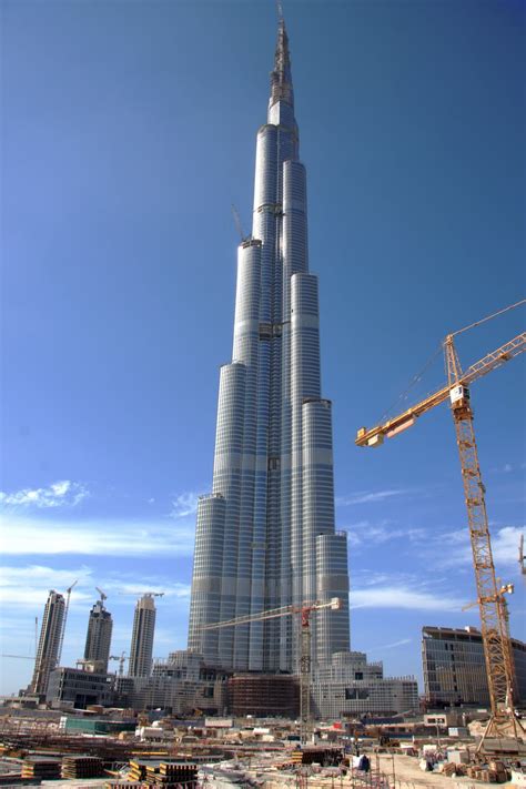 travel and tourism: dubai tower