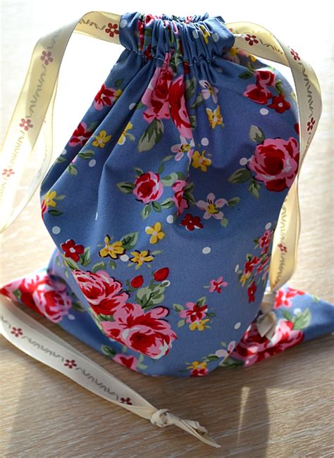 How to make a simple drawstring bag… | Drawstring bag pattern ...