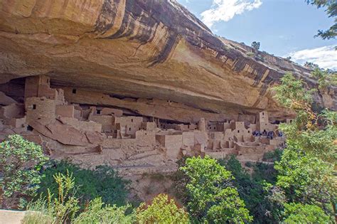 Exploring Ancient Cliff Dwellings at Mesa Verde National Park