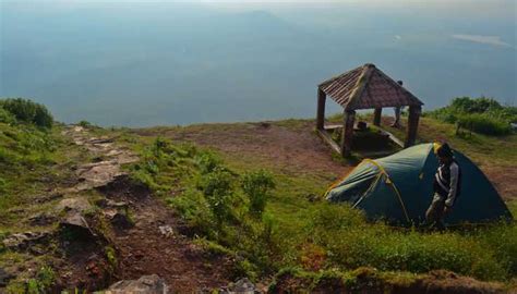 Mullayanagiri, Chikmagalur (2023) | Mullayanagiri Peak Trek - Weather ...