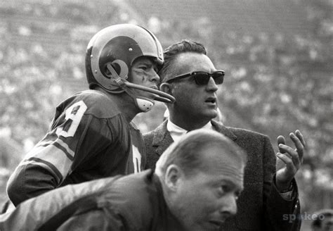 Quarterback Bill Wade and Coach Harland Svare - 1962 | Nfl football ...