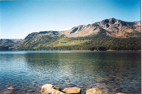 Fallen Leaf Lake - About Lake Tahoe