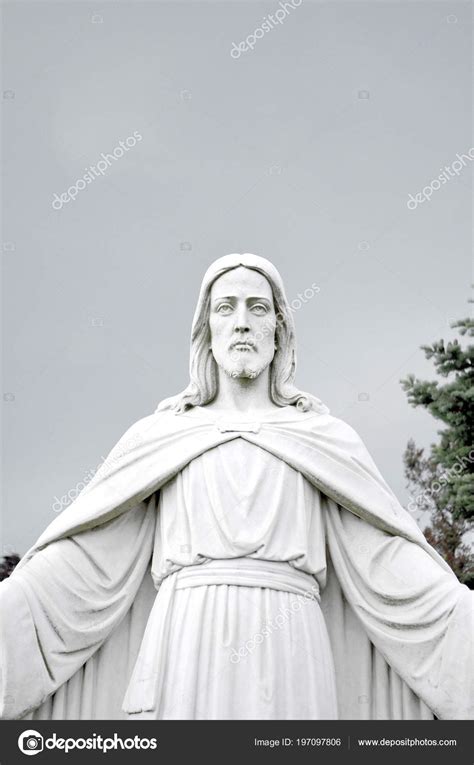 Jesus Face Statue